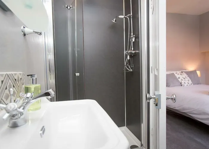 Bed & Breakfast Fernleigh 3*